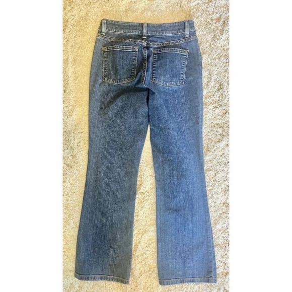 L.L. Bean Womens Bootcut Jeans Size 6 Denim - Picture 3 of 3